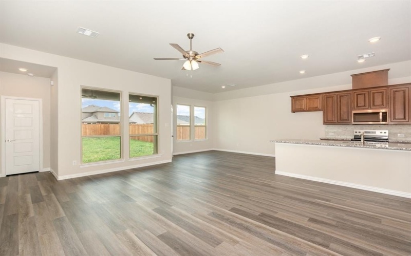2601 Glasgow Drive, Denton, TX 76207, 3 Bedrooms Bedrooms, ,2 BathroomsBathrooms,Residential,For Sale,2601 Glasgow Drive,20887165