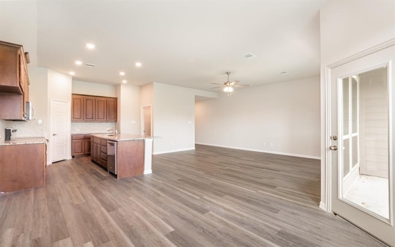 2601 Glasgow Drive, Denton, TX 76207, 3 Bedrooms Bedrooms, ,2 BathroomsBathrooms,Residential,For Sale,2601 Glasgow Drive,20887165