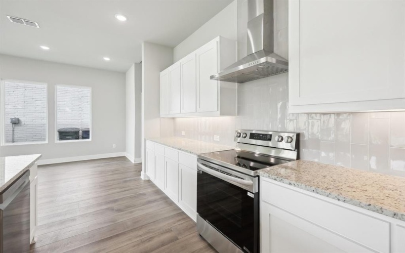 203 E Park Street, Little Elm, TX 75068, 3 Habitaciones Habitaciones , ,2 BañosBaños,Residential,En Venta,203 E Park Street,20889482