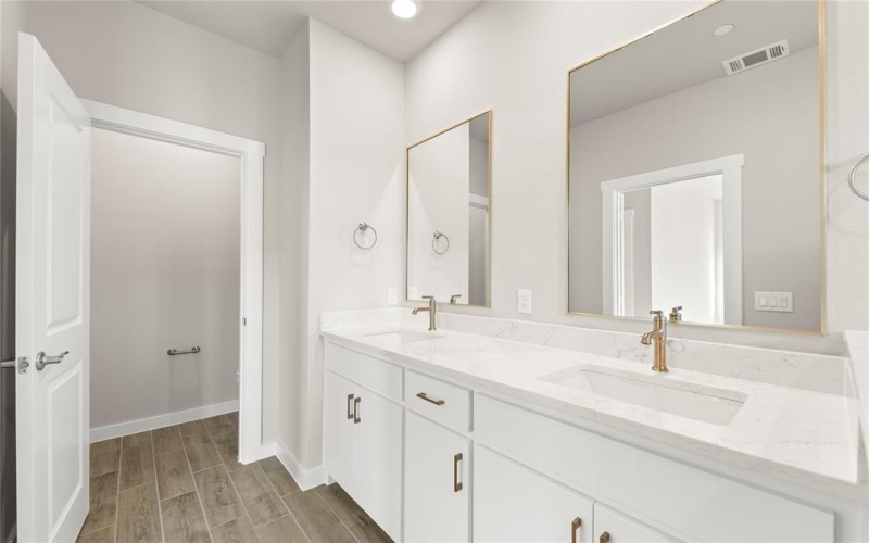 2013 Aldrich Mews, Celina, TX 75009, 3 Habitaciones Habitaciones , ,2 BañosBaños,Residential,En Venta,2013 Aldrich Mews,0,20889586