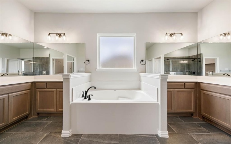 122 Brandywine Trail, Rhome, TX 76078, 4 Bedrooms Bedrooms, ,3 BathroomsBathrooms,Residential,For Sale,122 Brandywine Trail,20887545