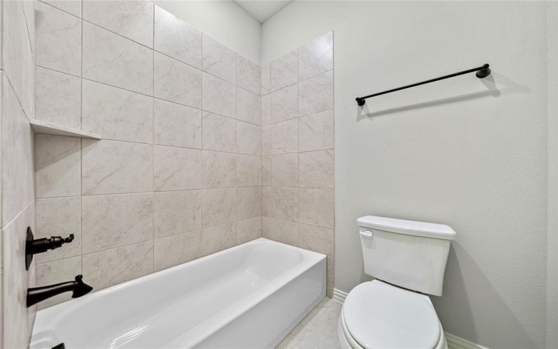 122 Brandywine Trail, Rhome, TX 76078, 4 Bedrooms Bedrooms, ,3 BathroomsBathrooms,Residential,For Sale,122 Brandywine Trail,20887545