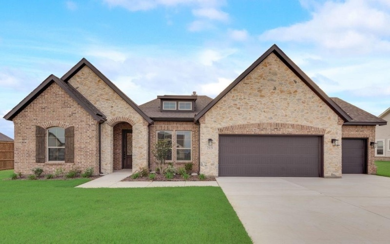 213 Meadow Vista Drive, New Fairview, TX 76078, 4 Bedrooms Bedrooms, ,3 BathroomsBathrooms,Residential,For Sale,213 Meadow Vista Drive,20887571