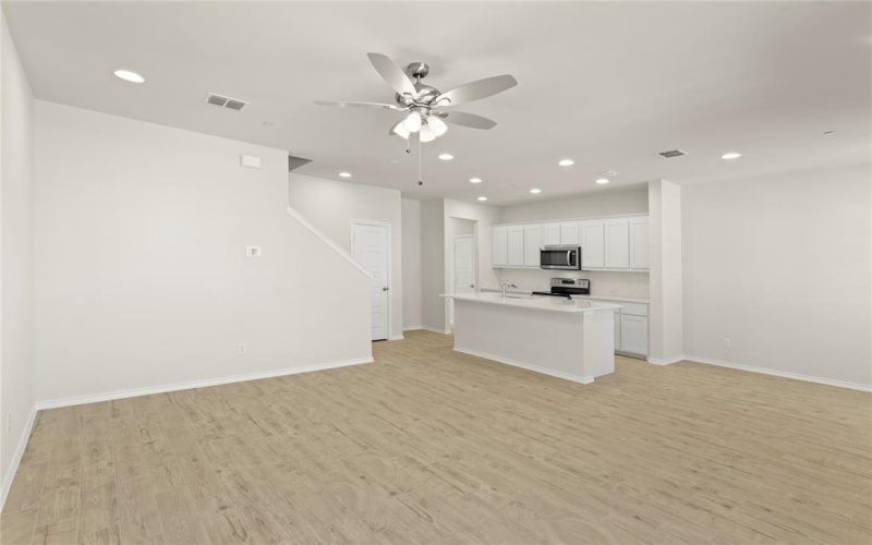 4006 Avion Drive, Sanger, TX 76266, 3 Bedrooms Bedrooms, ,2 BathroomsBathrooms,Residential,For Sale,4006 Avion Drive,20887616