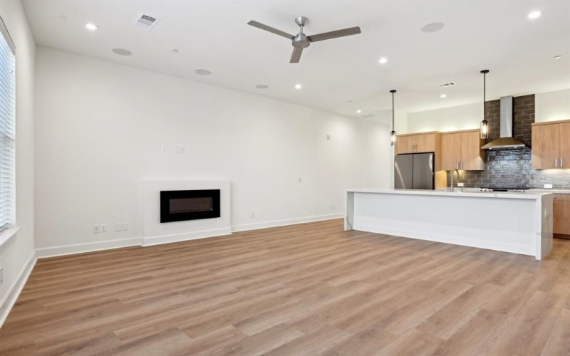 1901 S Harwood Street #307, Dallas, TX 75215, 2 Bedrooms Bedrooms, ,2 BathroomsBathrooms,Residential,For Sale,1901 S Harwood Street,20890489