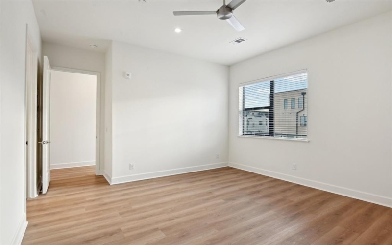 1901 S Harwood Street #307, Dallas, TX 75215, 2 Bedrooms Bedrooms, ,2 BathroomsBathrooms,Residential,For Sale,1901 S Harwood Street,20890489