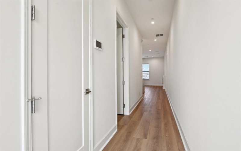 1901 S Harwood Street #307, Dallas, TX 75215, 2 Bedrooms Bedrooms, ,2 BathroomsBathrooms,Residential,For Sale,1901 S Harwood Street,20890489