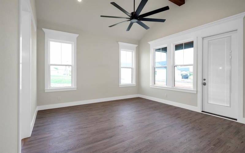 413 Dylan Way, Midlothian, TX 76065, 3 Bedrooms Bedrooms, ,2 BathroomsBathrooms,Residential,For Sale,413 Dylan Way,20891945