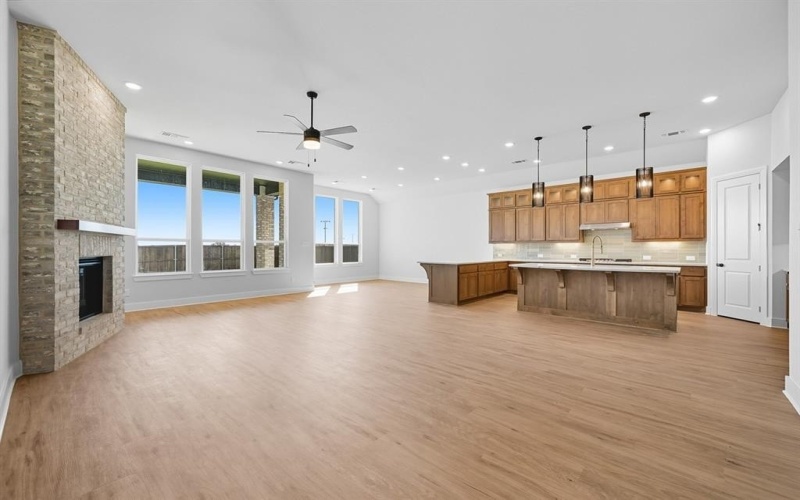 2805 Hillview Lane, Sherman, TX 75092, 4 Bedrooms Bedrooms, ,3 BathroomsBathrooms,Residential,For Sale,2805 Hillview Lane,0,20891969