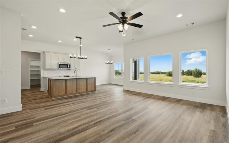 169 Gilmore Court, Lipan, TX 76462, 4 Bedrooms Bedrooms, ,2 BathroomsBathrooms,Residential,For Sale,169 Gilmore Court,20892011