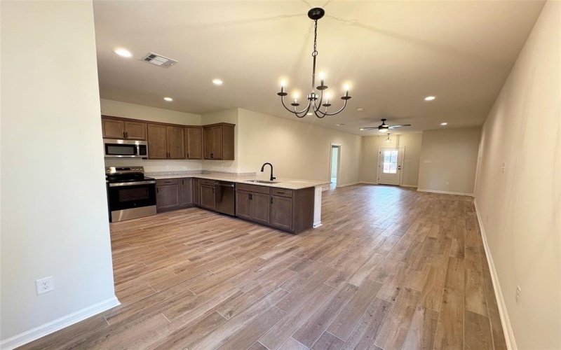 423 Zinfandel Place, Haughton, LA 71037, 3 Bedrooms Bedrooms, ,2 BathroomsBathrooms,Residential,For Sale,423 Zinfandel Place,20892031
