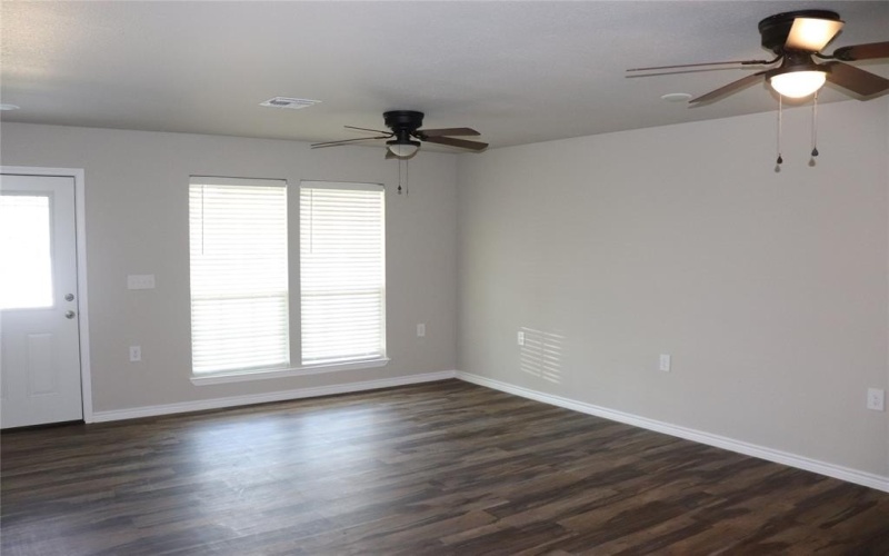 324 W Labadie Avenue, De Leon, TX 76444, 3 Bedrooms Bedrooms, ,2 BathroomsBathrooms,Residential,For Sale,324 W Labadie Avenue,20892090