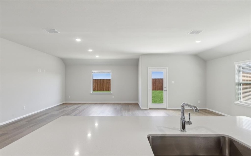 915 Rosemary Hill Drive, Princeton, TX 75071, 3 Bedrooms Bedrooms, ,2 BathroomsBathrooms,Residential,For Sale,915 Rosemary Hill Drive,20892955