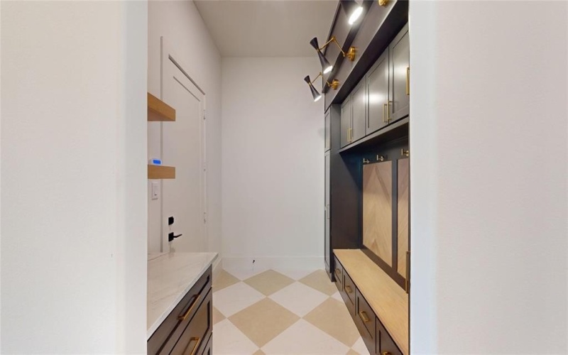 7618 Roper Street, Dallas, TX 75209, 5 Bedrooms Bedrooms, ,5 BathroomsBathrooms,Residential,For Sale,7618 Roper Street,0,20893087