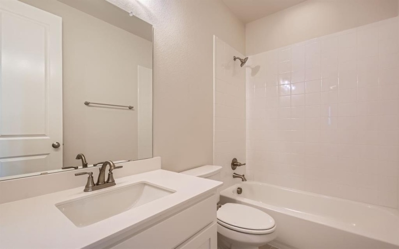 806 Trailing Vine Way, Lavon, TX 75166, 4 Bedrooms Bedrooms, ,3 BathroomsBathrooms,Residential,For Sale,806 Trailing Vine Way,20895669