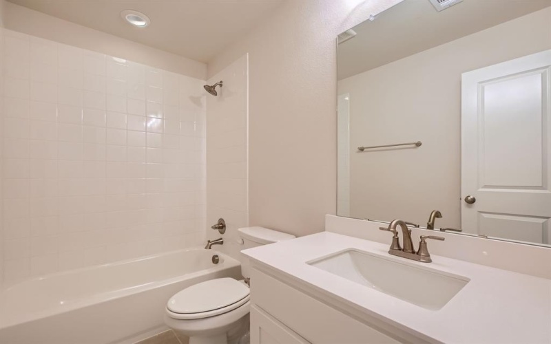 806 Trailing Vine Way, Lavon, TX 75166, 4 Bedrooms Bedrooms, ,3 BathroomsBathrooms,Residential,For Sale,806 Trailing Vine Way,20895669