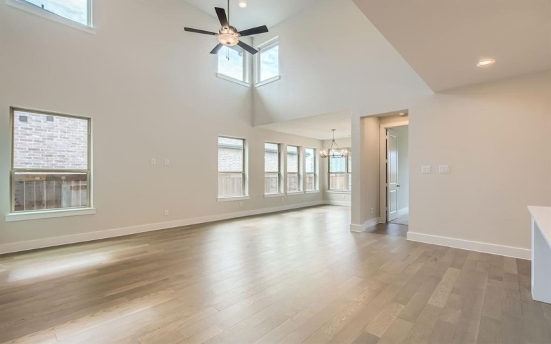 806 Trailing Vine Way, Lavon, TX 75166, 4 Bedrooms Bedrooms, ,3 BathroomsBathrooms,Residential,For Sale,806 Trailing Vine Way,20895669