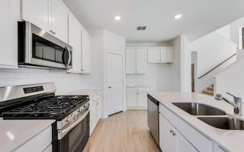 2725 Serenity Grove Lane, Fort Worth, TX 76179, 3 Bedrooms Bedrooms, ,2 BathroomsBathrooms,Residential,For Sale,2725 Serenity Grove Lane,20893395