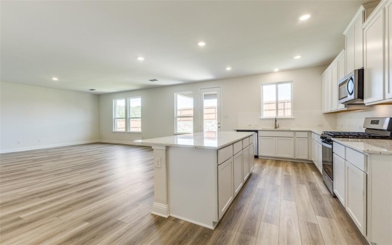 4050 Bedford Drive, Crandall, TX 75114, 4 Bedrooms Bedrooms, ,2 BathroomsBathrooms,Residential,For Sale,4050 Bedford Drive,20895815