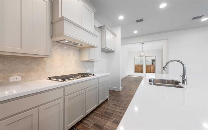 2409 Auburn Street, Fate, TX 75087, 3 Bedrooms Bedrooms, ,2 BathroomsBathrooms,Residential,For Sale,2409 Auburn Street,0,20896021