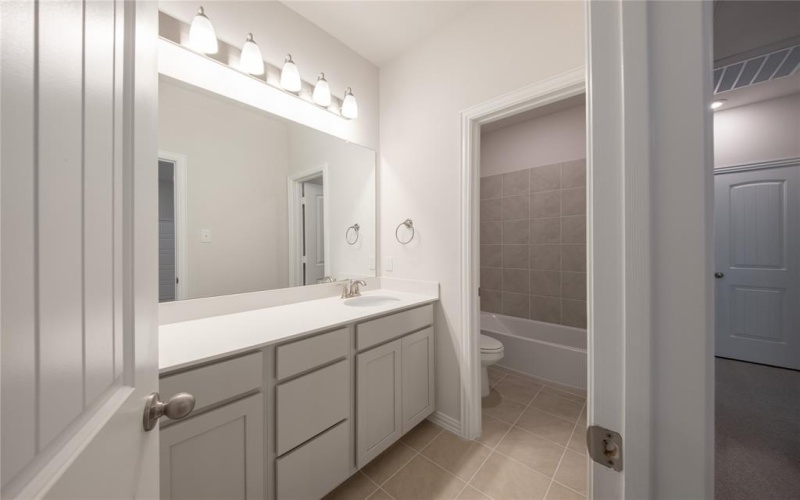 1701 Rushpea Drive, Royse City, TX 75189, 5 Habitaciones Habitaciones , ,3 BañosBaños,Residential,En Venta,1701 Rushpea Drive,0,20893735