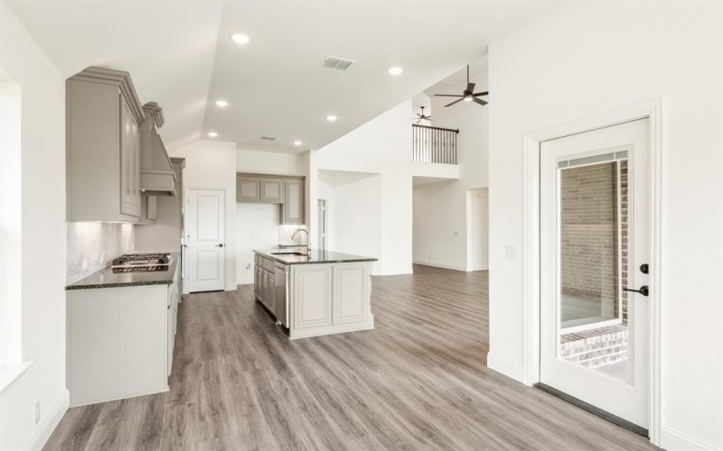 381 Paddle Boat Drive, Granbury, TX 76049, 5 Bedrooms Bedrooms, ,5 BathroomsBathrooms,Residential,For Sale,381 Paddle Boat Drive,20894155