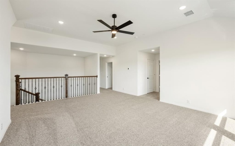 381 Paddle Boat Drive, Granbury, TX 76049, 5 Bedrooms Bedrooms, ,5 BathroomsBathrooms,Residential,For Sale,381 Paddle Boat Drive,20894155