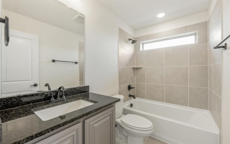 381 Paddle Boat Drive, Granbury, TX 76049, 5 Bedrooms Bedrooms, ,5 BathroomsBathrooms,Residential,For Sale,381 Paddle Boat Drive,20894155