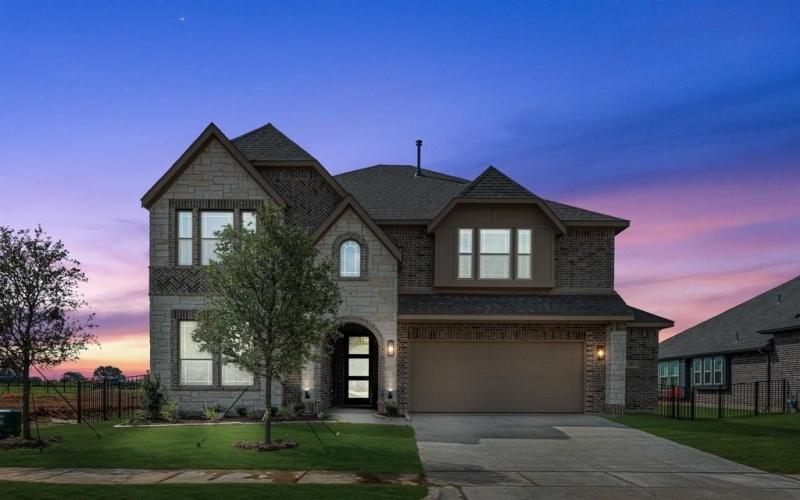 381 Paddle Boat Drive, Granbury, TX 76049, 5 Bedrooms Bedrooms, ,5 BathroomsBathrooms,Residential,For Sale,381 Paddle Boat Drive,20894155