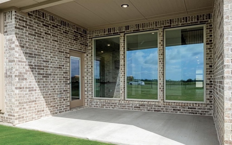 381 Paddle Boat Drive, Granbury, TX 76049, 5 Bedrooms Bedrooms, ,5 BathroomsBathrooms,Residential,For Sale,381 Paddle Boat Drive,20894155