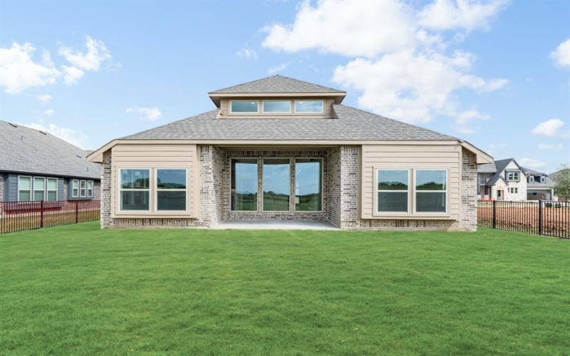 381 Paddle Boat Drive, Granbury, TX 76049, 5 Bedrooms Bedrooms, ,5 BathroomsBathrooms,Residential,For Sale,381 Paddle Boat Drive,20894155