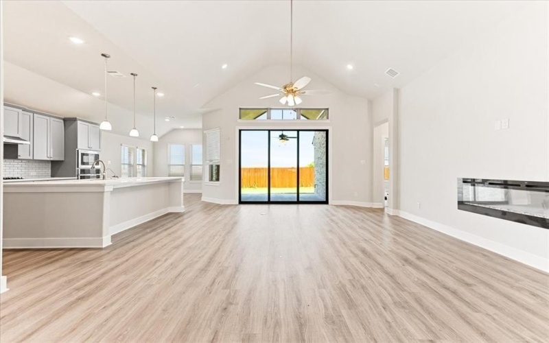 1858 Silver Birch Road, Waxahachie, TX 75165, 4 Bedrooms Bedrooms, ,3 BathroomsBathrooms,Residential,For Sale,1858 Silver Birch Road,20894161