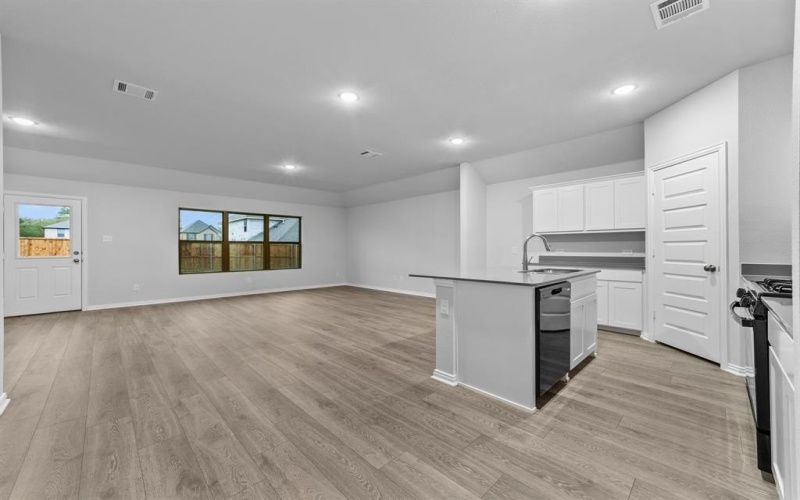519 Forest Haven Drive, Van Alstyne, TX 75495, 4 Bedrooms Bedrooms, ,2 BathroomsBathrooms,Residential,For Sale,519 Forest Haven Drive,20894174