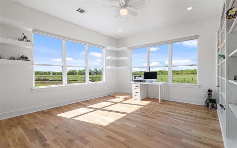 7298 Tom Trails, Krum, TX 76249, 5 Bedrooms Bedrooms, ,5 BathroomsBathrooms,Residential,For Sale,7298 Tom Trails,20894340