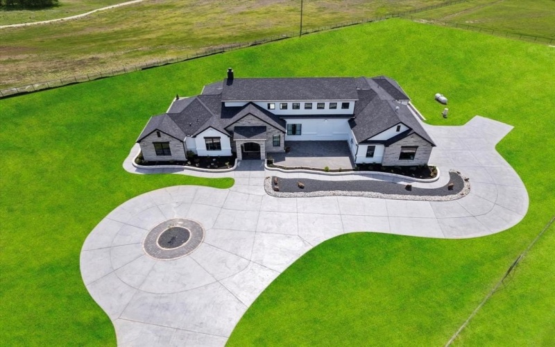 7298 Tom Trails, Krum, TX 76249, 5 Bedrooms Bedrooms, ,5 BathroomsBathrooms,Residential,For Sale,7298 Tom Trails,20894340