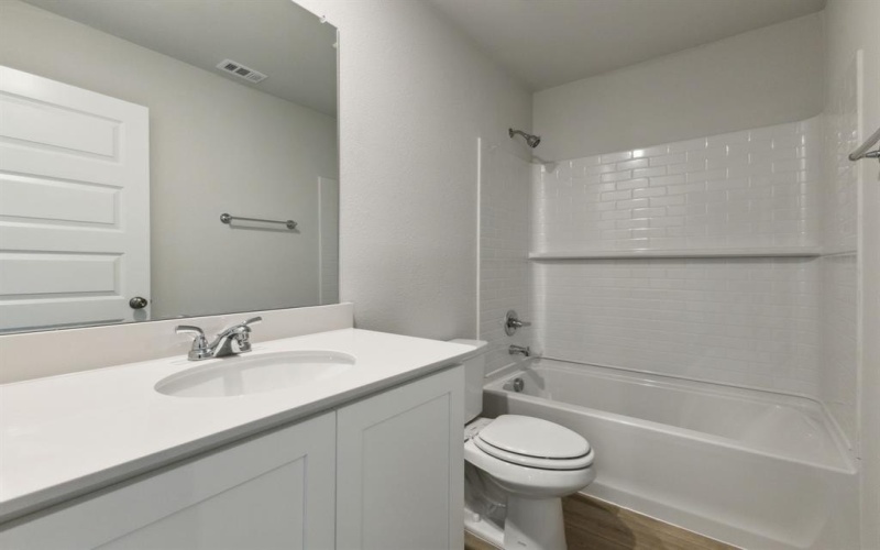 511 Forest Haven Drive, Van Alstyne, TX 75495, 4 Habitaciones Habitaciones , ,3 BañosBaños,Residential,En Venta,511 Forest Haven Drive,20894511
