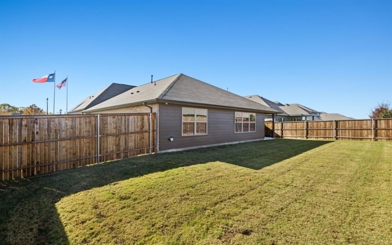 516 Stone Hollow Drive, Van Alstyne, TX 75495, 4 Bedrooms Bedrooms, ,2 BathroomsBathrooms,Residential,For Sale,516 Stone Hollow Drive,20894517