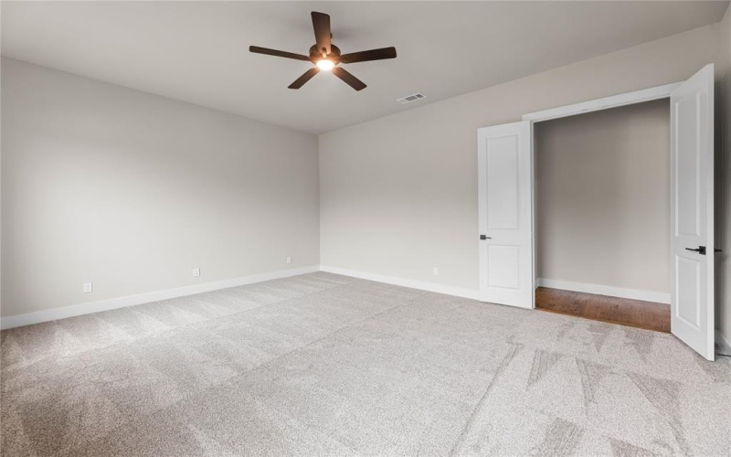 1010 Julian Drive, Van Alstyne, TX 75495, 4 Bedrooms Bedrooms, ,2 BathroomsBathrooms,Residential,For Sale,1010 Julian Drive,20894607