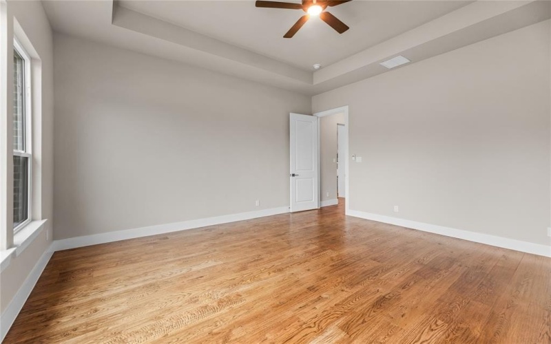 1010 Julian Drive, Van Alstyne, TX 75495, 4 Bedrooms Bedrooms, ,2 BathroomsBathrooms,Residential,For Sale,1010 Julian Drive,20894607