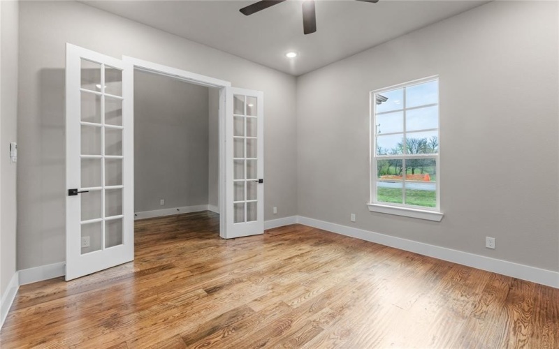 1010 Julian Drive, Van Alstyne, TX 75495, 4 Bedrooms Bedrooms, ,2 BathroomsBathrooms,Residential,For Sale,1010 Julian Drive,20894607
