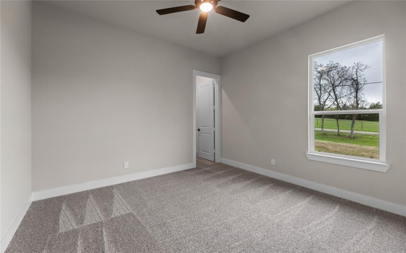 1010 Julian Drive, Van Alstyne, TX 75495, 4 Bedrooms Bedrooms, ,2 BathroomsBathrooms,Residential,For Sale,1010 Julian Drive,20894607