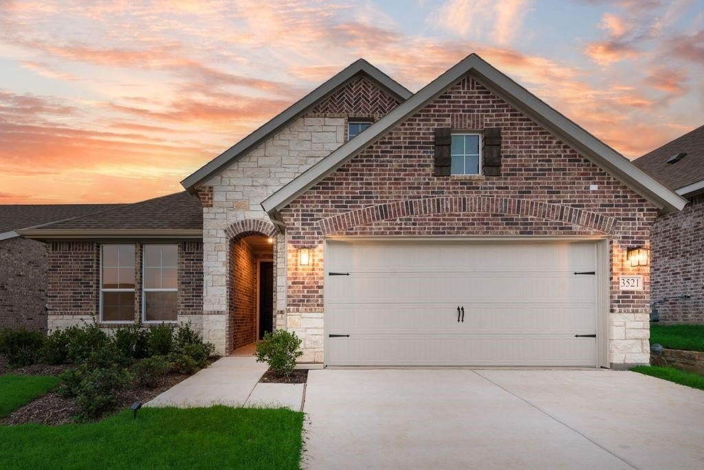 3521 Columbus Street, Gainesville, TX 76240, 3 Bedrooms Bedrooms, ,2 BathroomsBathrooms,Residential,For Sale,3521 Columbus Street,20894640