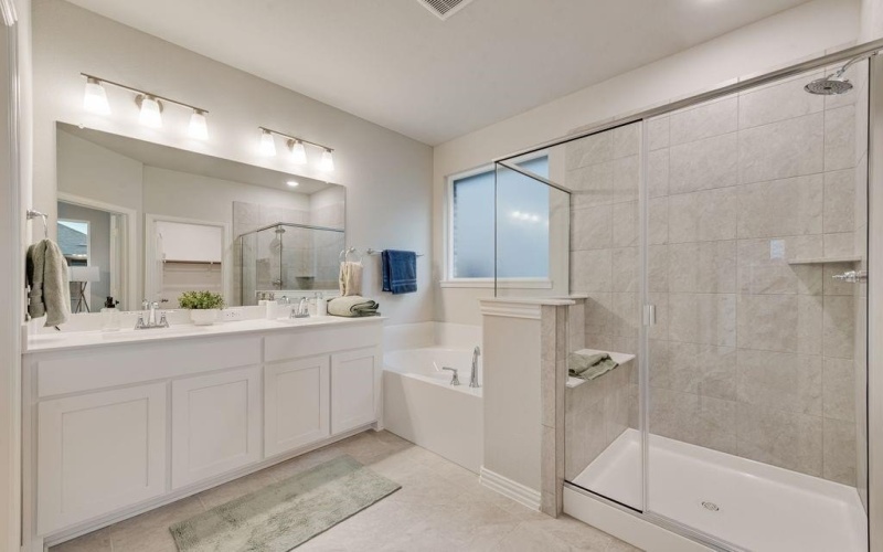 3521 Columbus Street, Gainesville, TX 76240, 3 Bedrooms Bedrooms, ,2 BathroomsBathrooms,Residential,For Sale,3521 Columbus Street,20894640