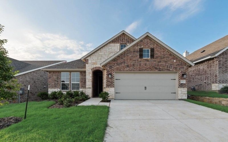 3521 Columbus Street, Gainesville, TX 76240, 3 Bedrooms Bedrooms, ,2 BathroomsBathrooms,Residential,For Sale,3521 Columbus Street,20894640
