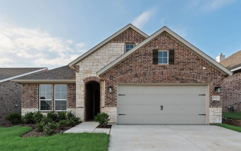 3521 Columbus Street, Gainesville, TX 76240, 3 Bedrooms Bedrooms, ,2 BathroomsBathrooms,Residential,For Sale,3521 Columbus Street,20894640
