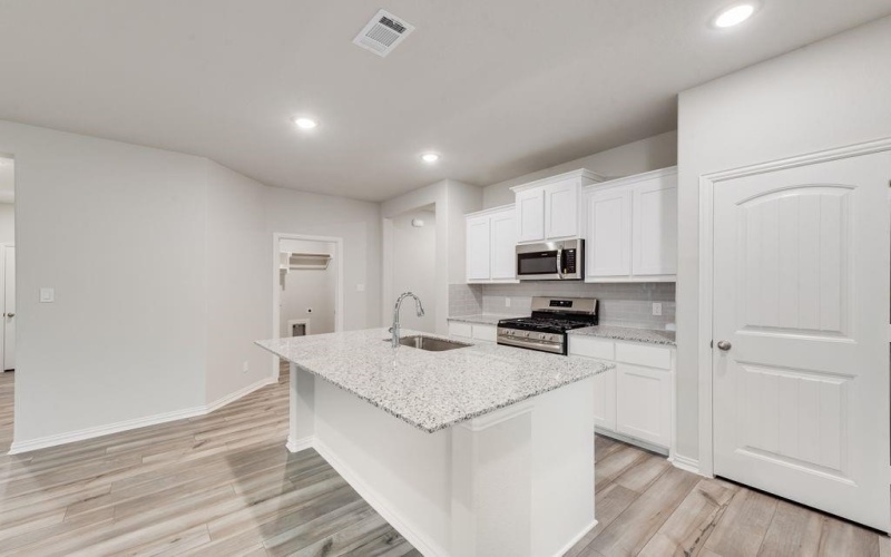 3527 Columbus Street, Gainesville, TX 76240, 4 Bedrooms Bedrooms, ,2 BathroomsBathrooms,Residential,For Sale,3527 Columbus Street,20894661
