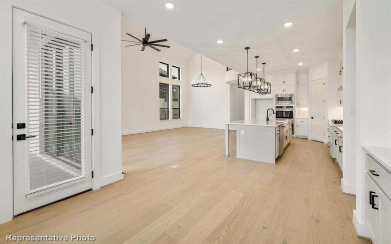 911 Montrose Drive, Rockwall, TX 75087, 4 Habitaciones Habitaciones , ,5 BañosBaños,Residential,En Venta,911 Montrose Drive,20894749