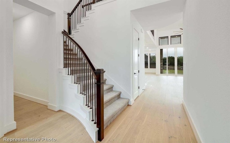 911 Montrose Drive, Rockwall, TX 75087, 4 Habitaciones Habitaciones , ,5 BañosBaños,Residential,En Venta,911 Montrose Drive,20894749