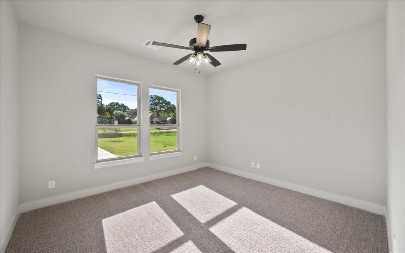 7604 Cranford Court, Arlington, TX 76001, 4 Bedrooms Bedrooms, ,3 BathroomsBathrooms,Residential,For Sale,7604 Cranford Court,20895132