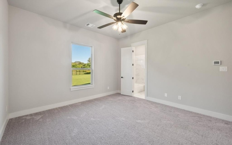7604 Cranford Court, Arlington, TX 76001, 4 Bedrooms Bedrooms, ,3 BathroomsBathrooms,Residential,For Sale,7604 Cranford Court,20895132